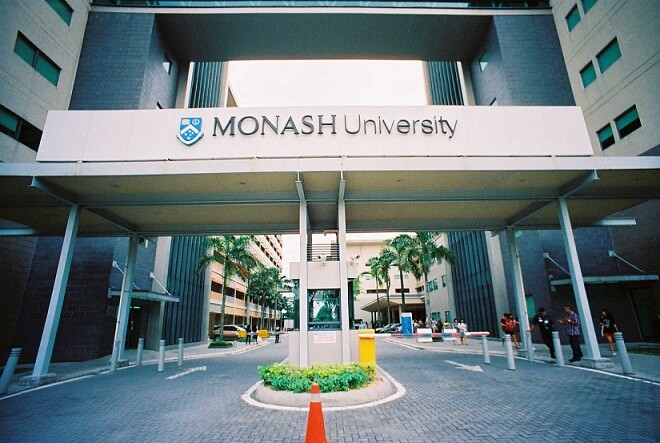 Học phí Monash University